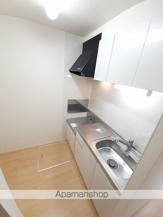 愛媛県新居浜市菊本町２丁目[1R/30m2]のキッチン