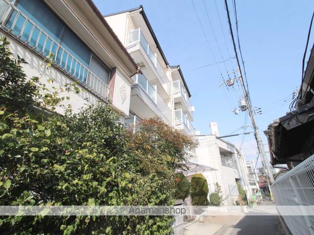 ラピュタ牧野阪の外観写真