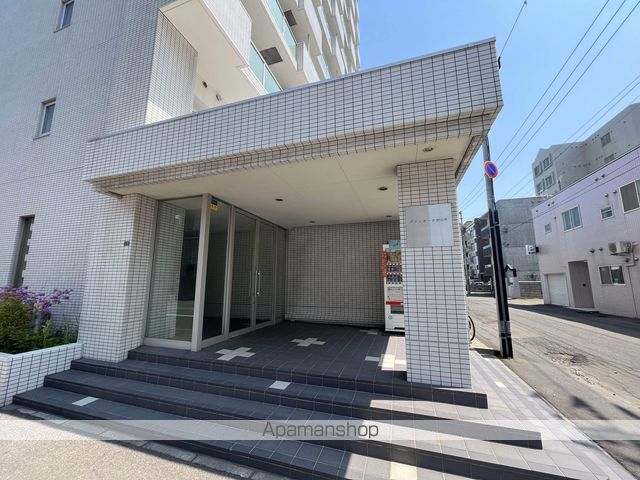 グランカーサ南9条の玄関写真
