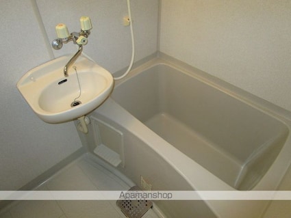 ヴィラ・アズール[1K/25.5m2]のバス