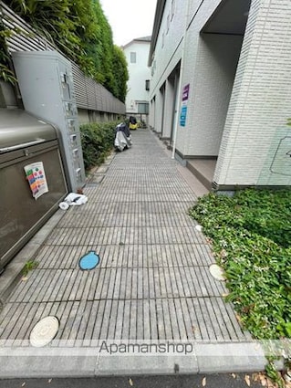 東京都中野区沼袋４丁目[1R/44.2m2]のエントランス