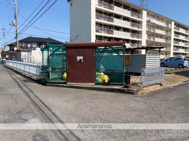 ドムス東長岡Aの外観写真