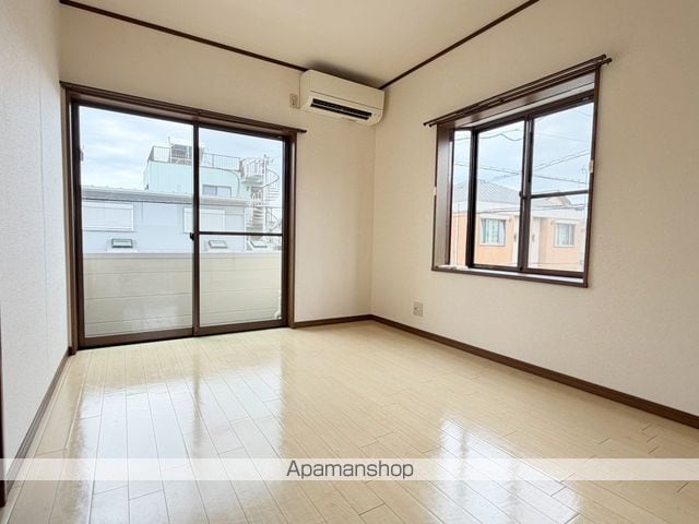 コーポ城之崎の内装写真