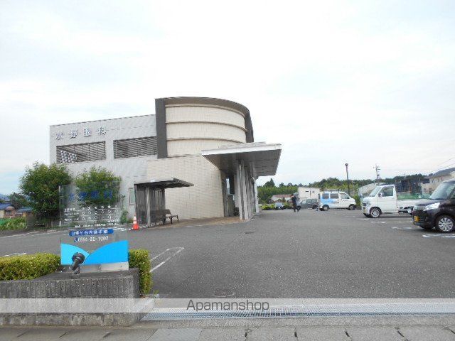 ショー・Mの周辺写真