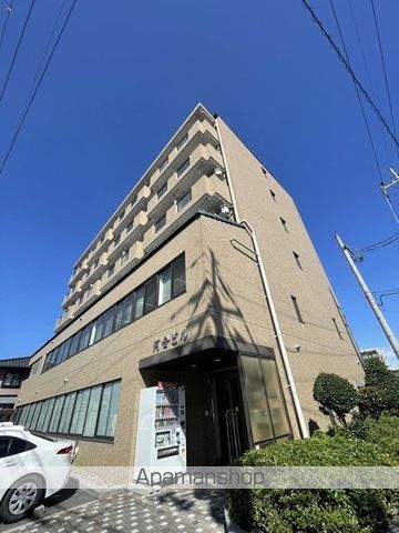下伊福かわいマンションの外観写真