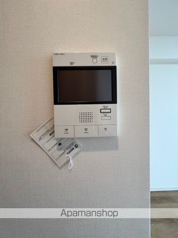 小田急伊勢原駅前マンションの内装写真