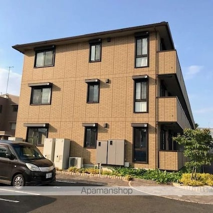 グランドルミエール[2LDK/67.3m2]の外観2