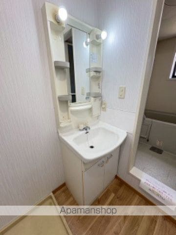 サンスタレ新涯VIB棟の内装写真