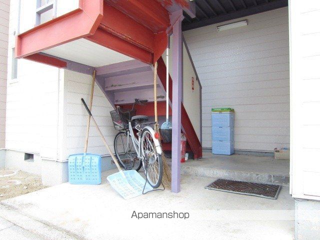 メゾンドローゼの玄関写真