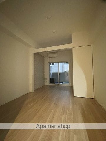 C0MF0RIALIV淡路町一丁目の内装写真