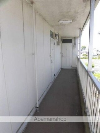 和歌山県和歌山市手平出島[1R/18.84m2]のロビー1