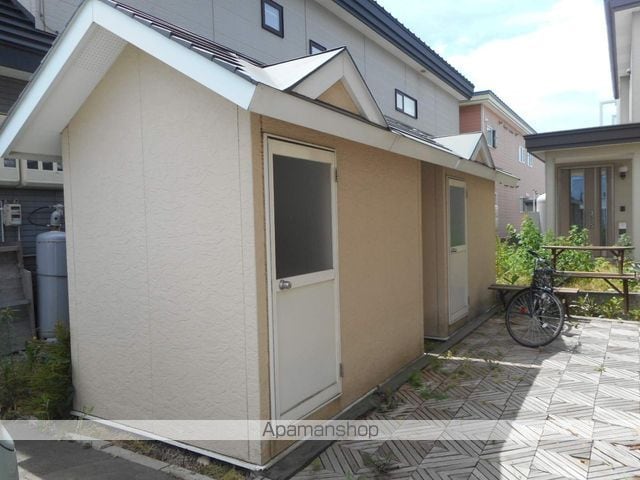 西1条南24丁目1-1テラスハウスの外観写真