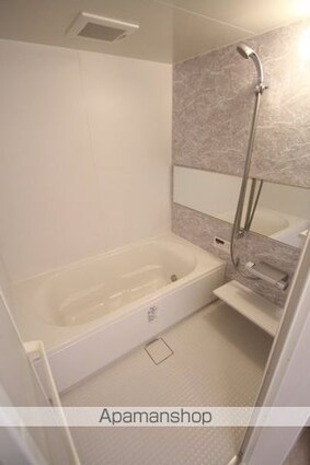 ＲＡＦＦＩＮＥ[2LDK/50.68m2]のバス