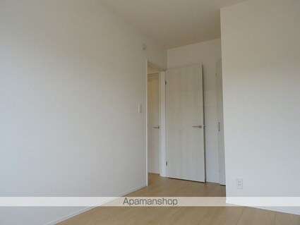 アイリーコート南小泉[3LDK/66.66m2]の内装4