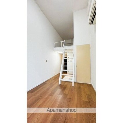 阿佐ヶ谷タウンハウス[1R/19m2]のリビング・居間