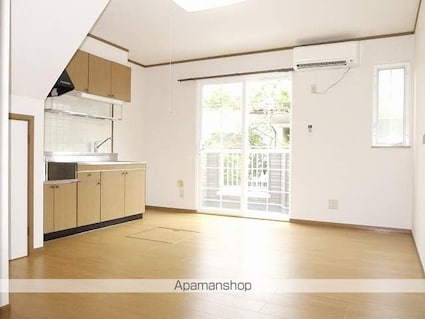 カールド・ファミリア[2LDK/60.03m2]のリビング・居間