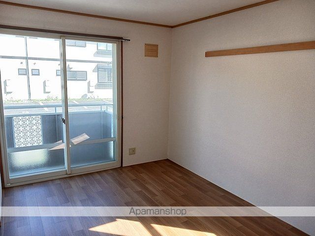 ガーデンシティ桜町E棟の内装写真