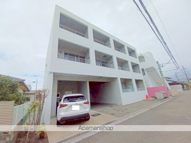 AKHAの外観写真