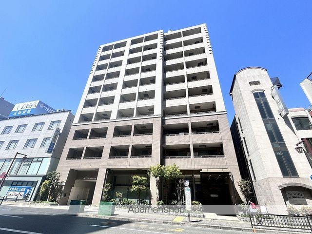 APARTMENTS ESAKAの外観写真