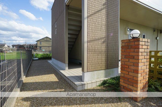 シャーメゾン中山B棟の玄関写真