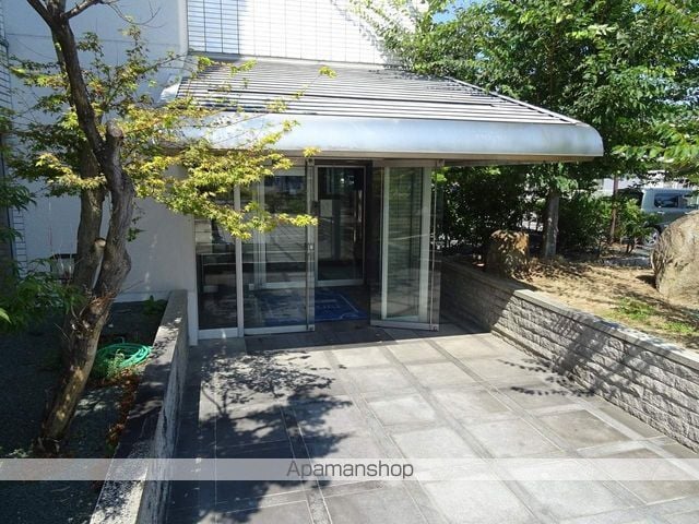 サンヒルズKAKUEIの玄関写真