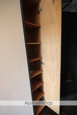 KAZ BLDの内装写真