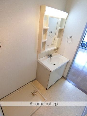 クリスタルアヴェニューの内装写真