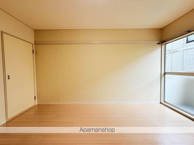 ラプラス和の内装写真