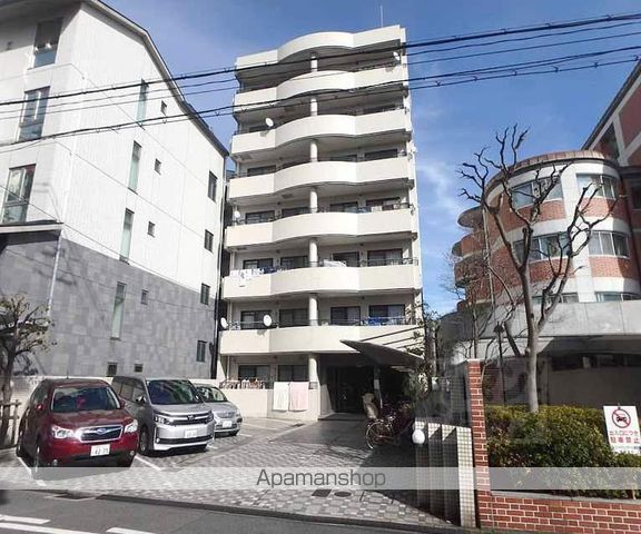パラドール御所の外観写真