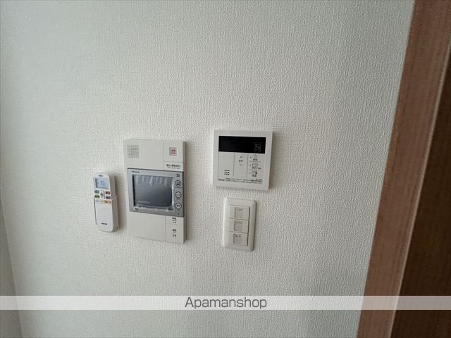 セレニテ江坂グランデの内装写真