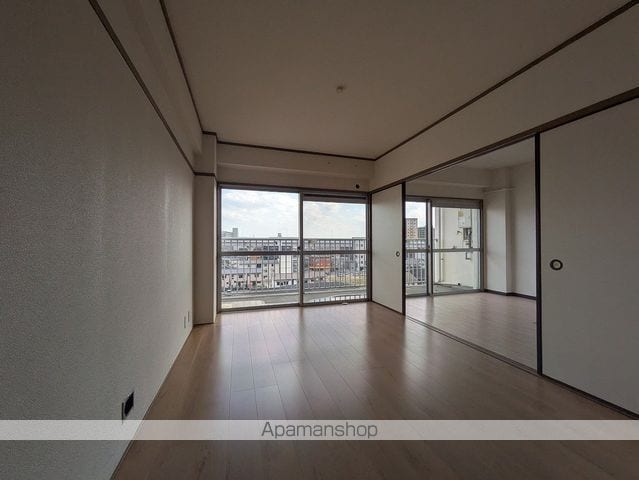 市川マンションの内装写真