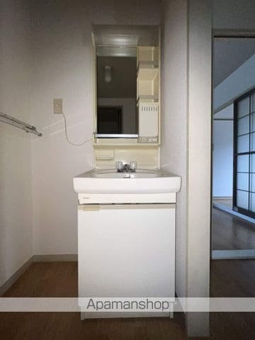 ジュネスベルE棟の内装写真