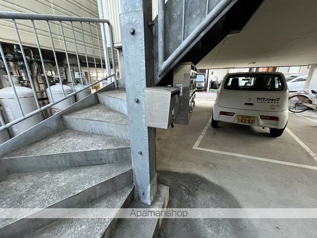 サンハイツの外観写真