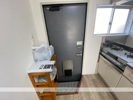 カーサ・ヴェルデ[1K/23.05m2]の玄関