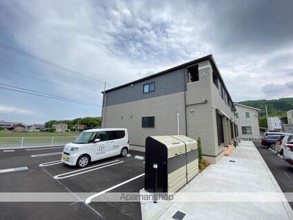 クラール飯田町Ａ[2LDK/58.64m2]の外観2