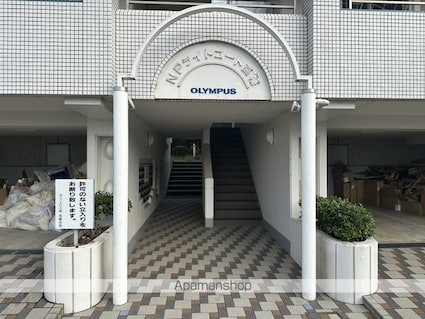 プレンディヒルズ高幡不動　ＰＬＥＮＤＹＨＩＬＬＳ[2DK/52m2]のエントランス