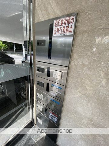 ノヴァ知事公館前のその他写真