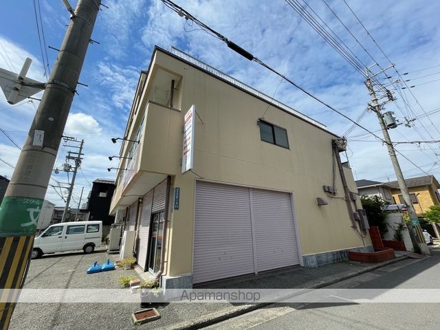 吉村マンションの外観写真