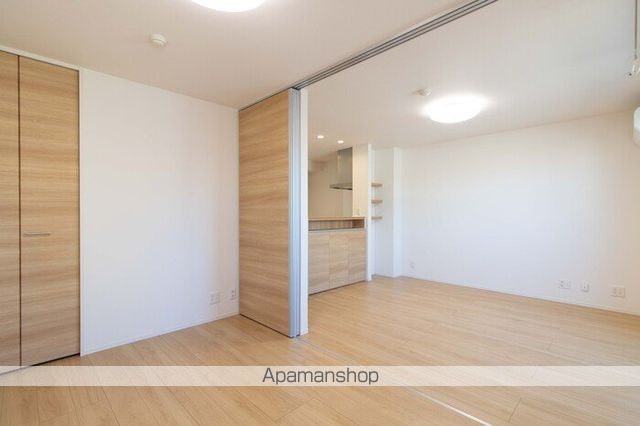 DーRESIDENCE諸江IIIの内装写真