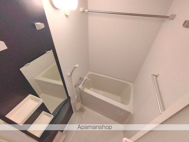 TLRレジデンス高井田の内装写真