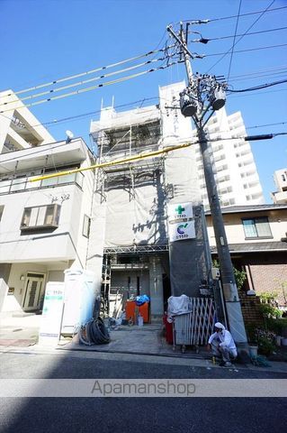 カロス新栄の外観写真