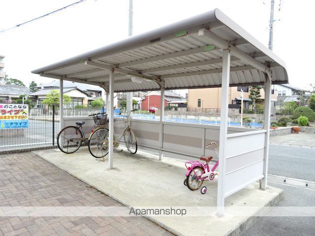 グロースの外観写真