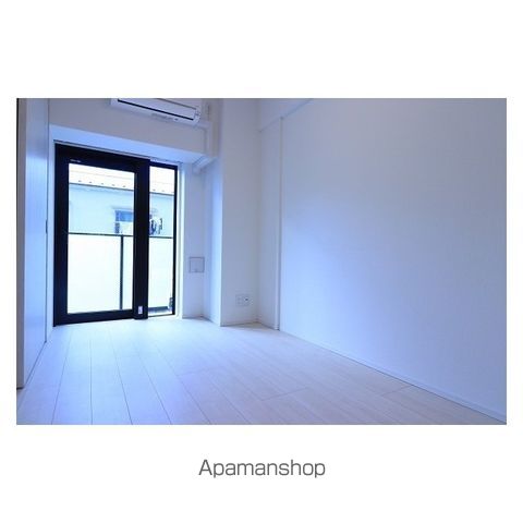 コンフォリア滝野川の内装写真
