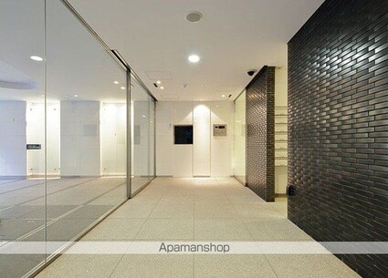 コンフォリア西新宿[1LDK/38.74m2]のセキュリティ