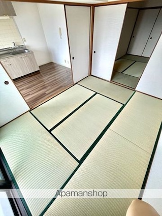 ステージハウス万石[2DK/42.12m2]の内装4