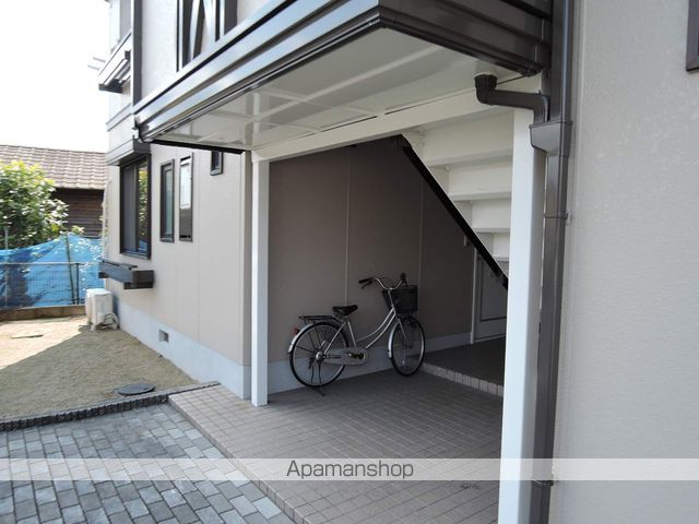 スカイハイツ植田の玄関写真