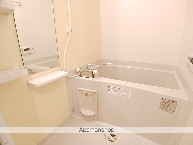 アクロポリスVの内装写真