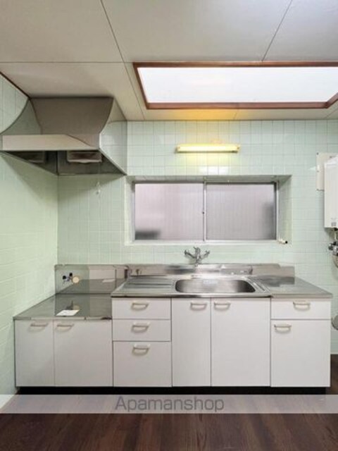 東京都新宿区山吹町[2LDK/81m2]の収納