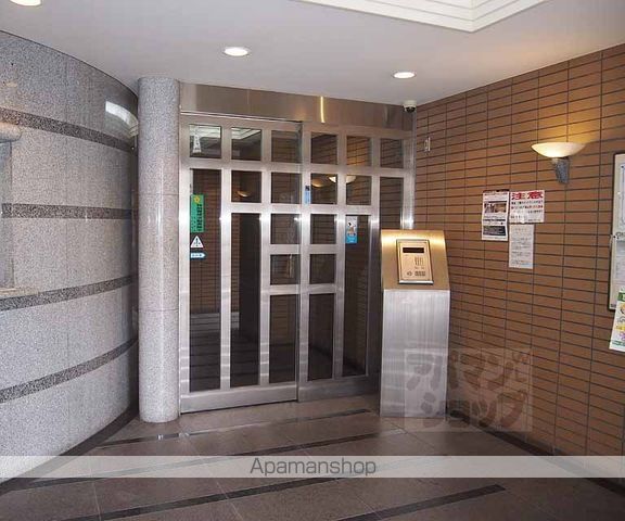 RESID’787の玄関写真