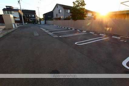 ピア六条[2LDK/56.78m2]の共用部1